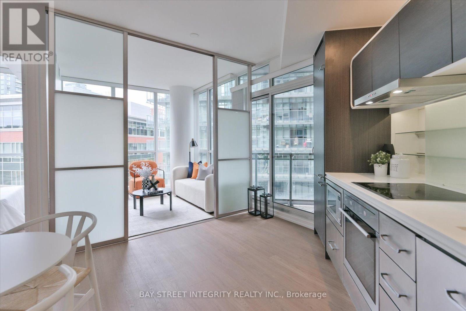 802- 45 Charles Street East, Toronto, ON photo 5