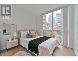 802 - 45 Charles Street E, Toronto, ON M4Y1S2 Photo 11