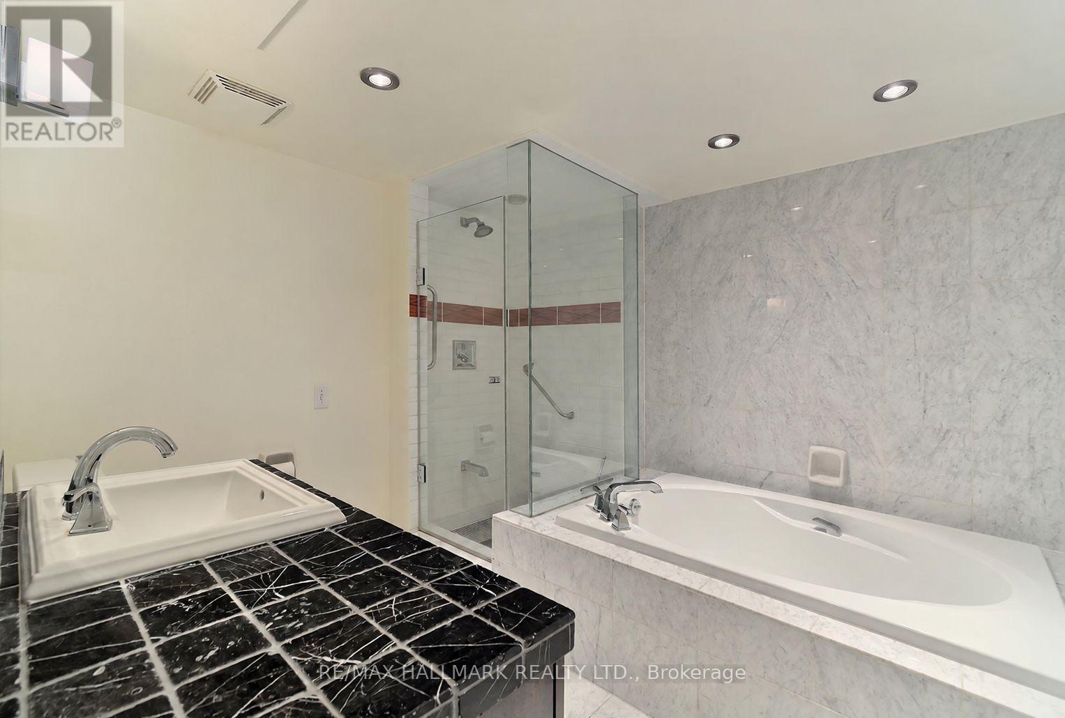 1177 Yonge Street — photo 17