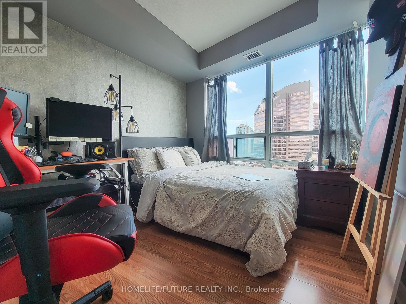 5740 Yonge Street — photo 17