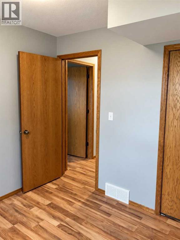 Listing photo – 231 Kendrew Drive, Red Deer