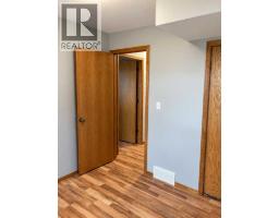 231 Kendrew Drive, Red Deer, AB T4P3Z1 Photo 11