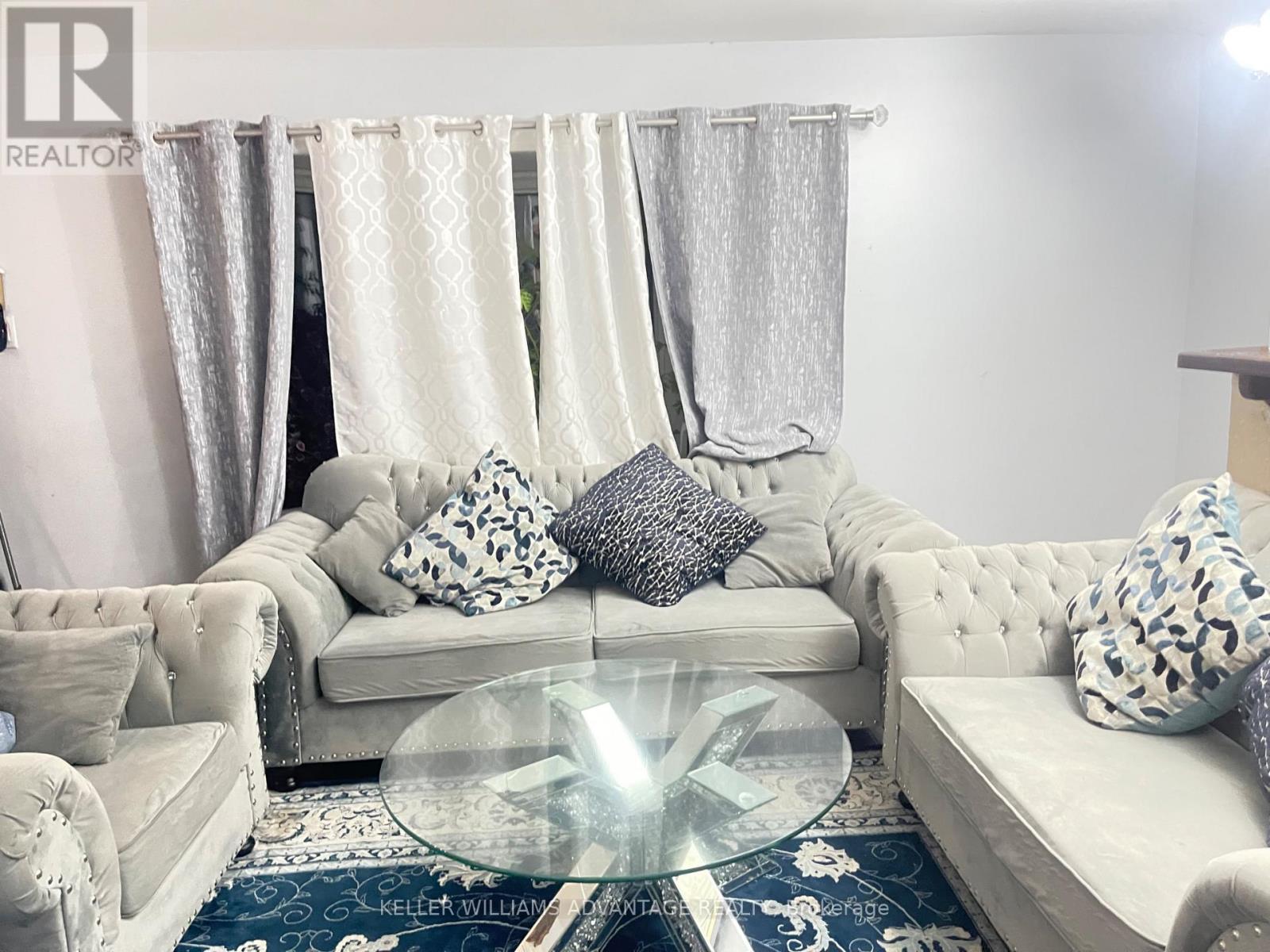 198 TWYN RIVERS DRIVE, Pickering (Rougemount) — photo 5