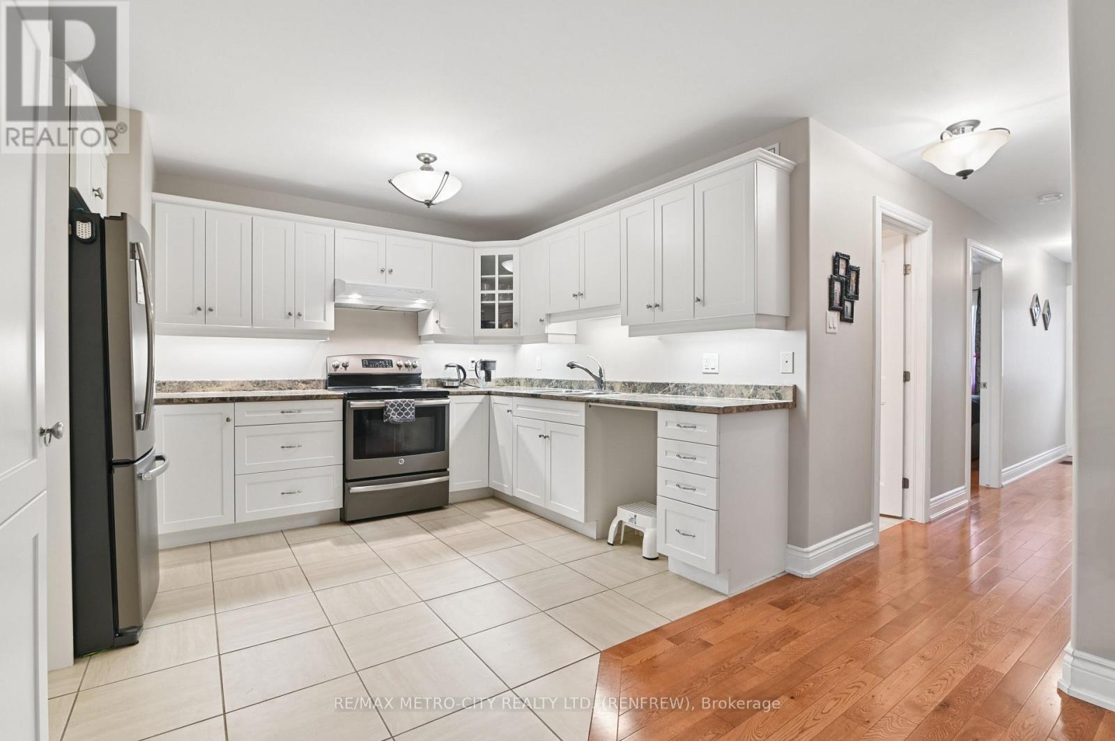 703 Aberdeen Street — photo 11