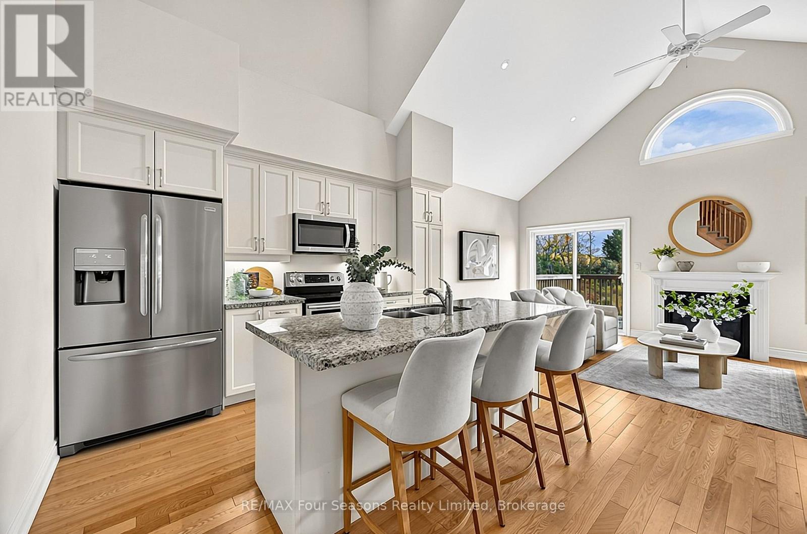 100 Kari Crescent — photo 13
