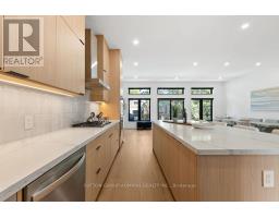 80 Bude Street, Toronto, ON M6C1X8 Photo 12