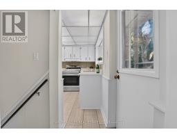 7 Greening Crescent, Toronto, ON M9A1N9 Photo 13