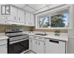 7 Greening Crescent, Toronto, ON M9A1N9 Photo 15
