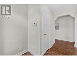 7 Greening Crescent, Toronto, ON M9A1N9 Photo 19