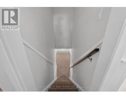 7 Greening Crescent, Toronto, ON M9A1N9 Photo 28