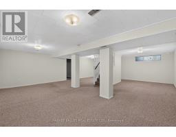 7 Greening Crescent, Toronto, ON M9A1N9 Photo 29