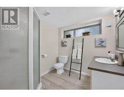 7 Greening Crescent, Toronto, ON M9A1N9 Photo 33