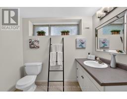 7 Greening Crescent, Toronto, ON M9A1N9 Photo 34
