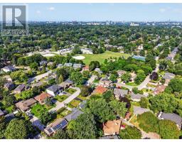 7 Greening Crescent, Toronto, ON M9A1N9 Photo 48
