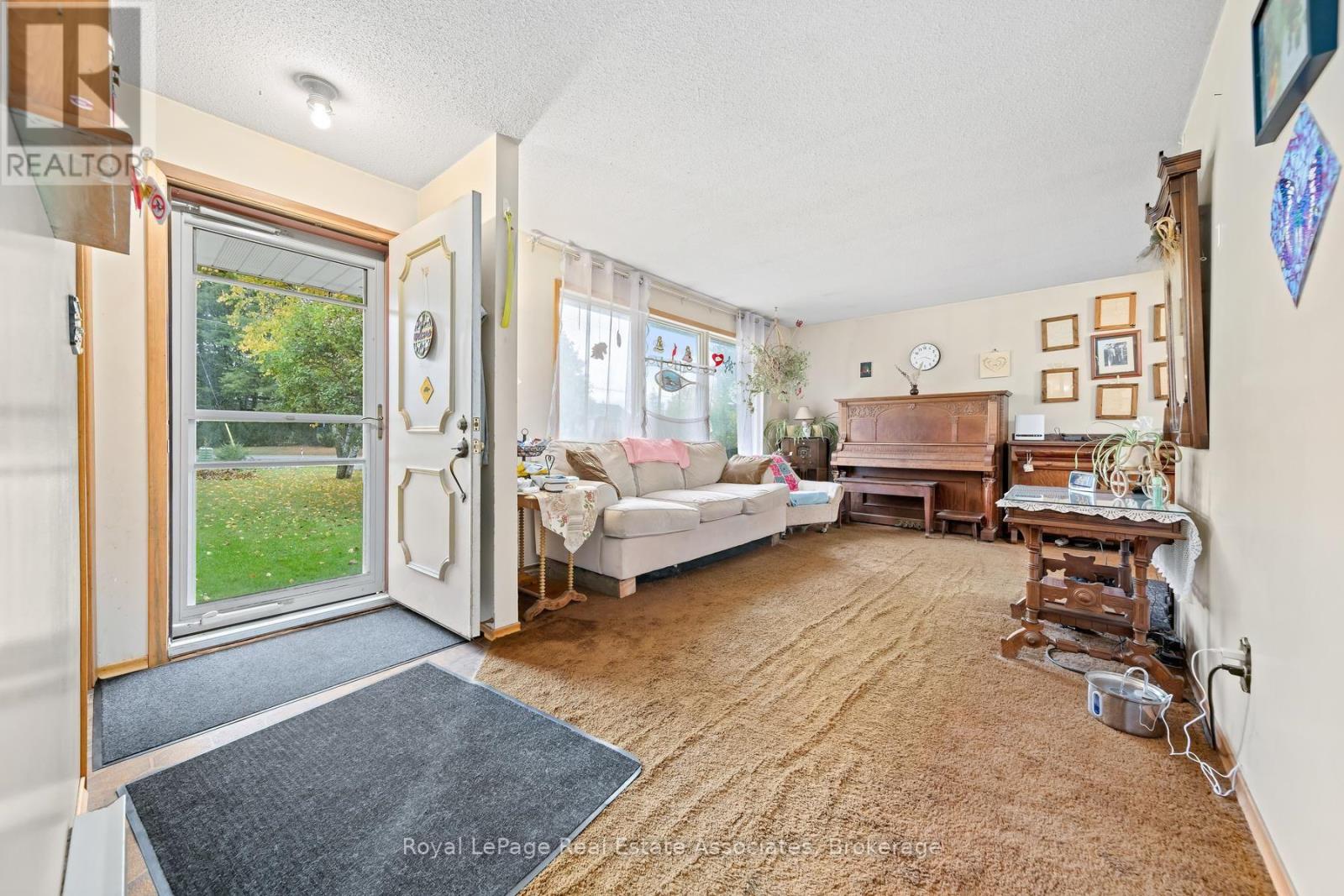 13330 5 Sideroad, Halton Hills, ON photo 9