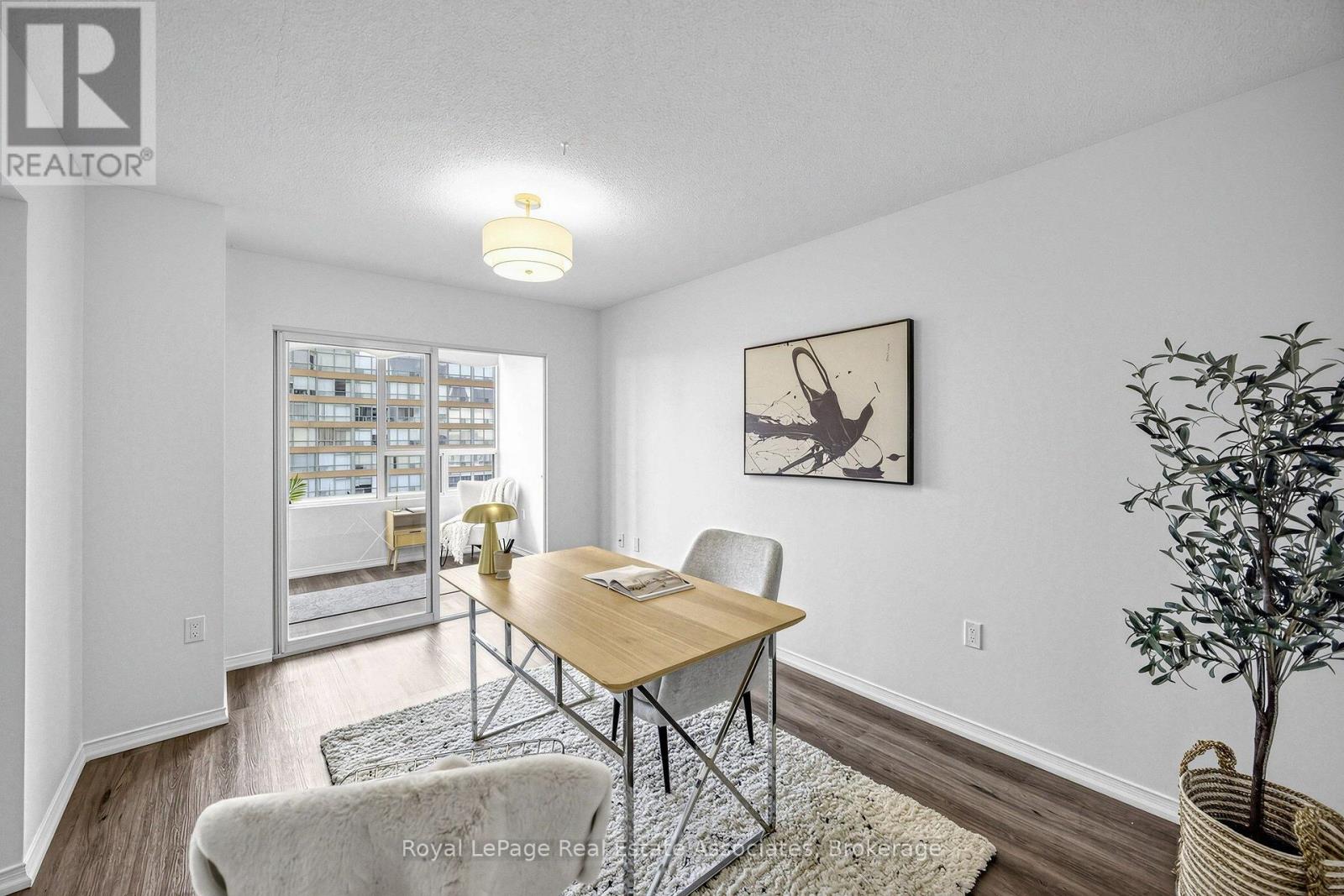 1705- 1270 Maple Crossing Boulevard, Burlington, ON photo 19
