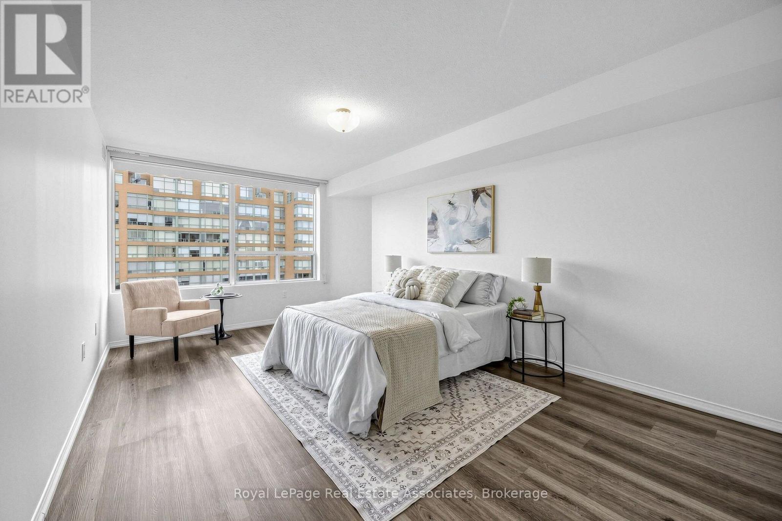 1705- 1270 Maple Crossing Boulevard, Burlington, ON photo 22