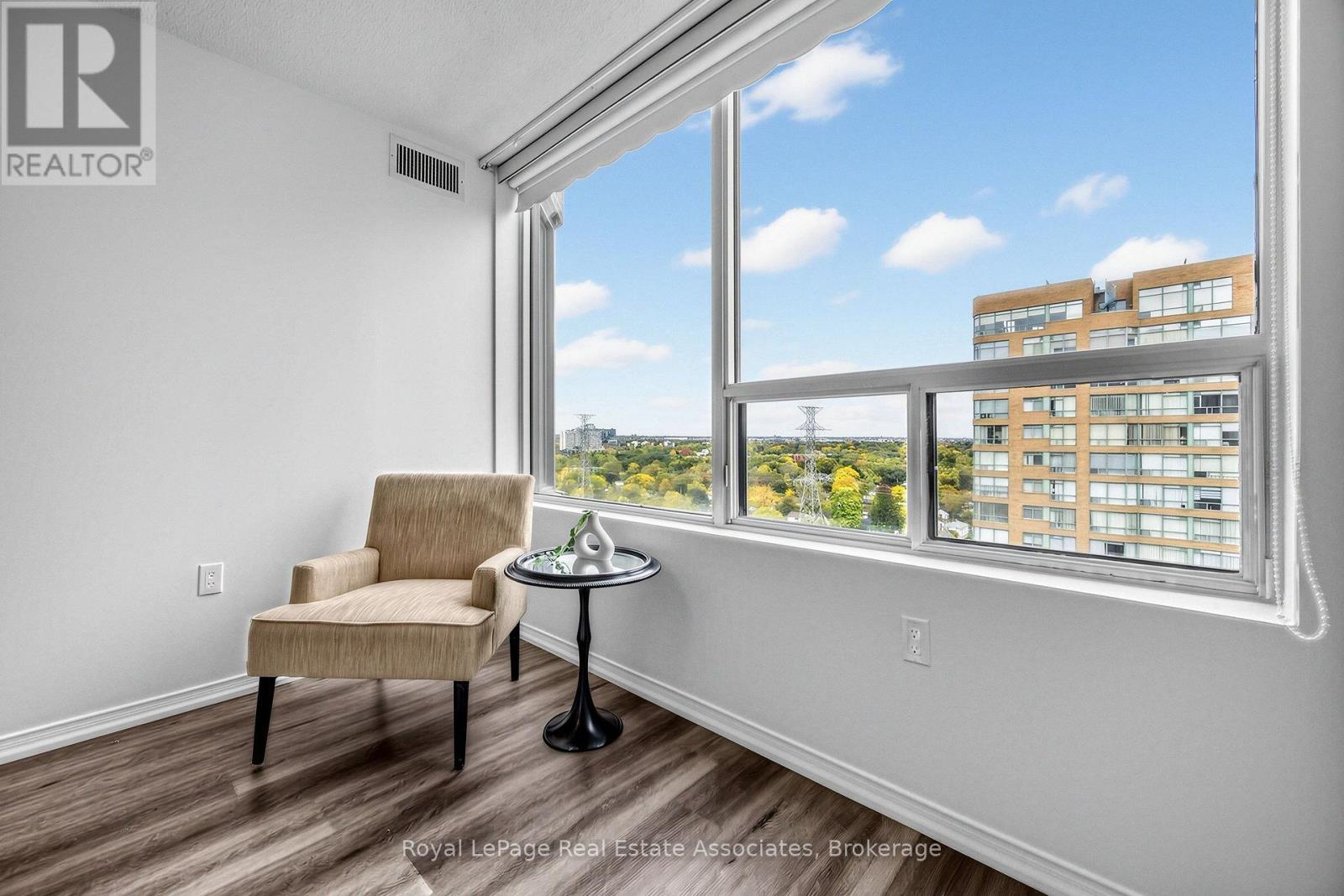 1705- 1270 Maple Crossing Boulevard, Burlington, ON photo 25