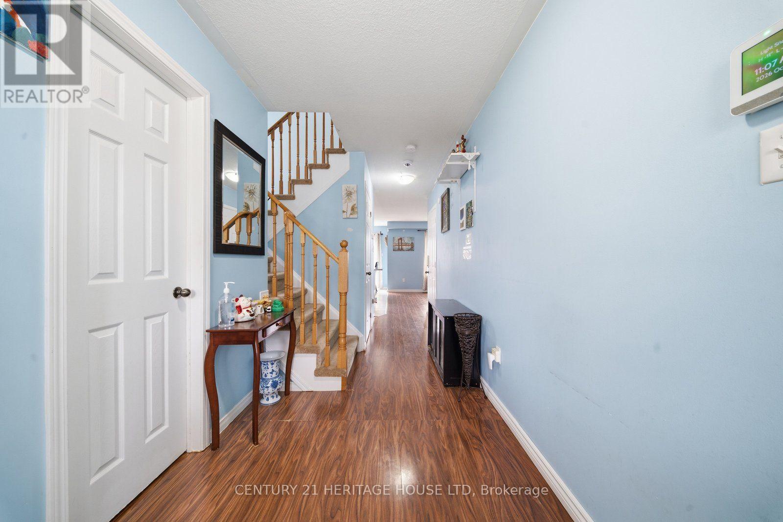 4 English Lane, Brantford, ON photo 6