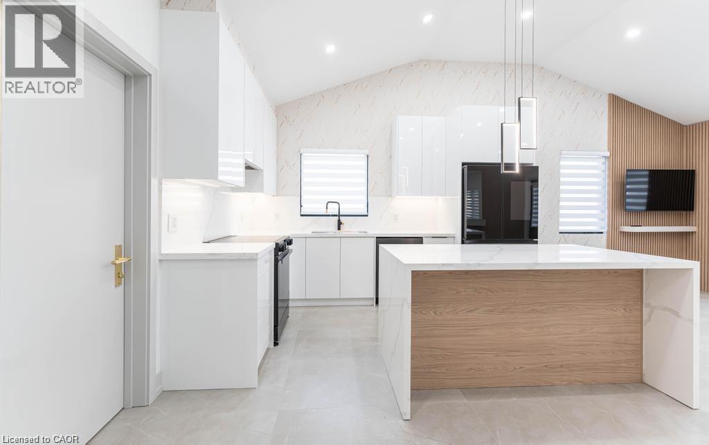 174 ROXBOROUGH Avenue Unit# Upper, Hamilton — photo 10