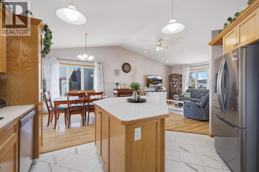 Listing photo – 5216 55 Avenue, Eckville