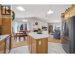 3pc Bathroom - 5216 55 Avenue, Eckville, AB T0M0X0 Photo 12