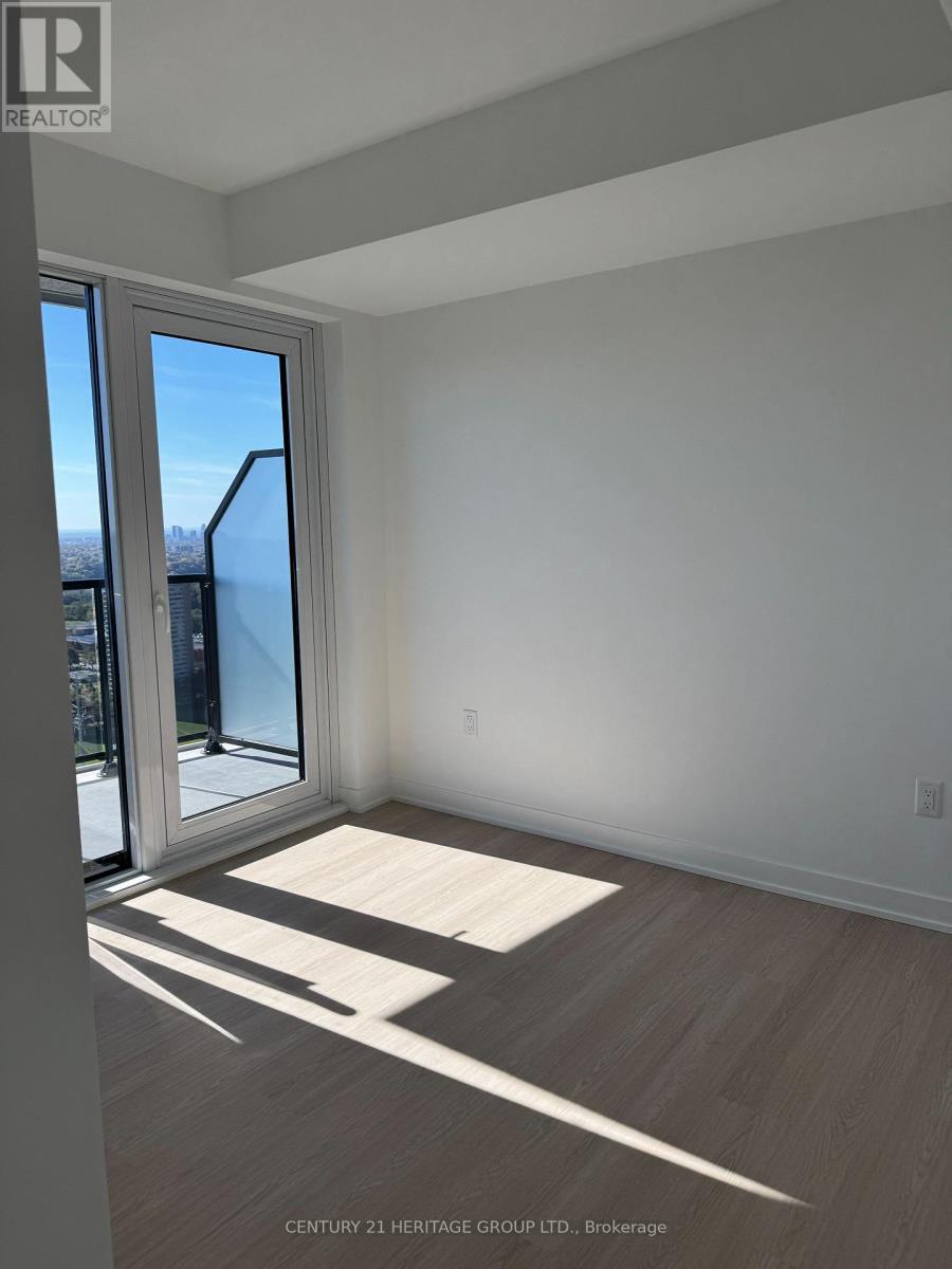 15 David Salomon Drive — photo 23