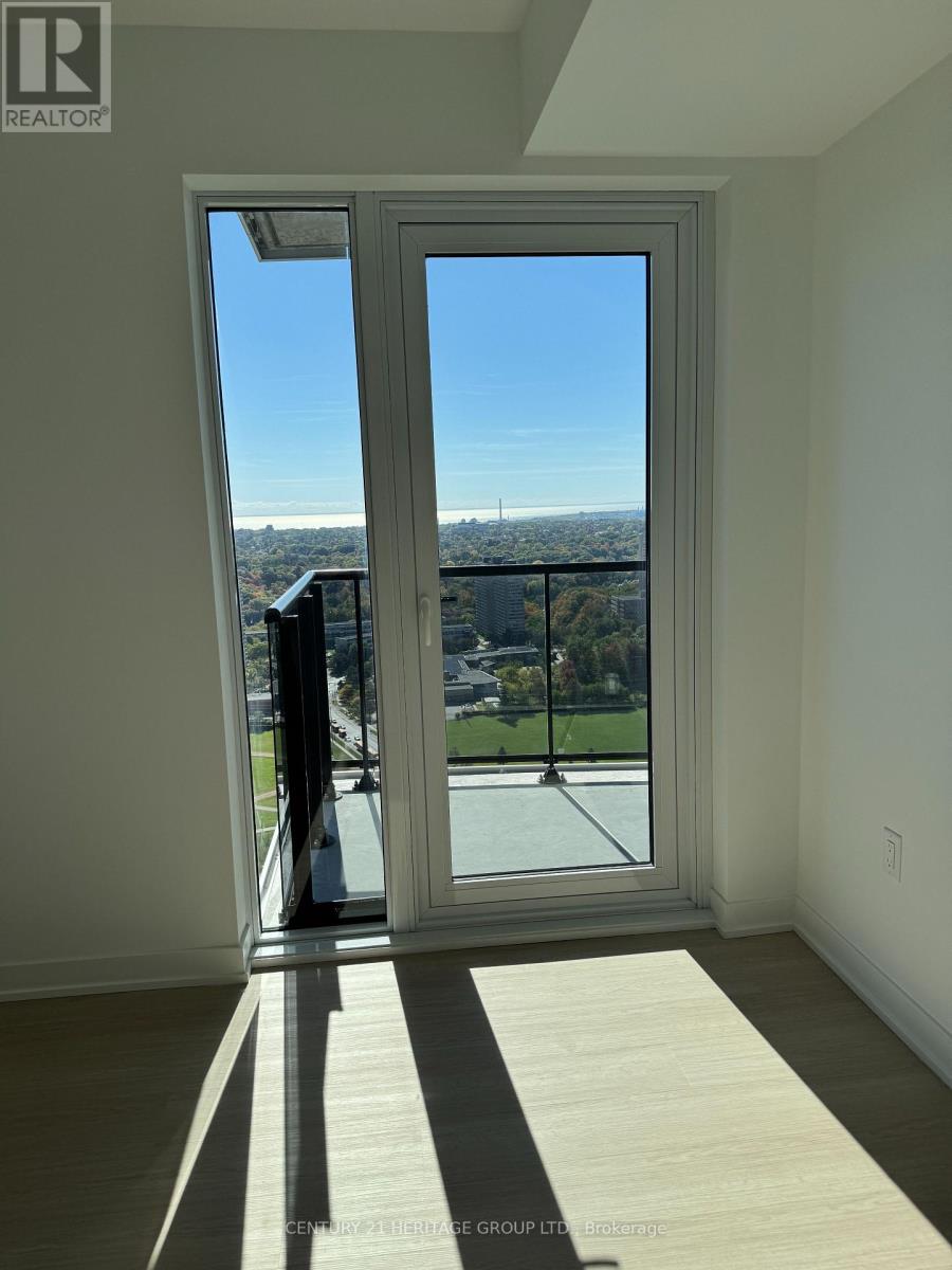 15 David Salomon Drive — photo 22