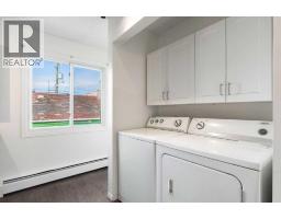 4pc Bathroom - 1806 34 Street Se, Calgary, AB T2B0W4 Photo 7