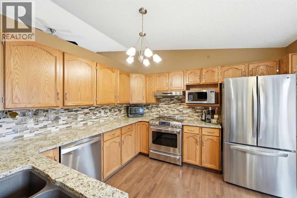 20 Sunlake Road SE - photo 13