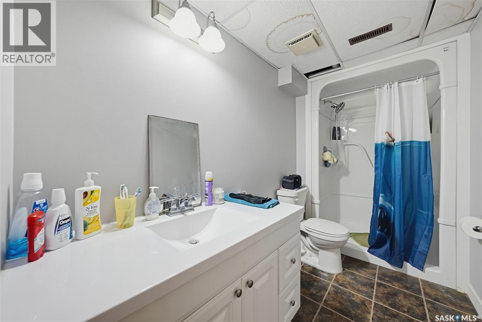 219 Hawkins STREET, Drake — photo 21