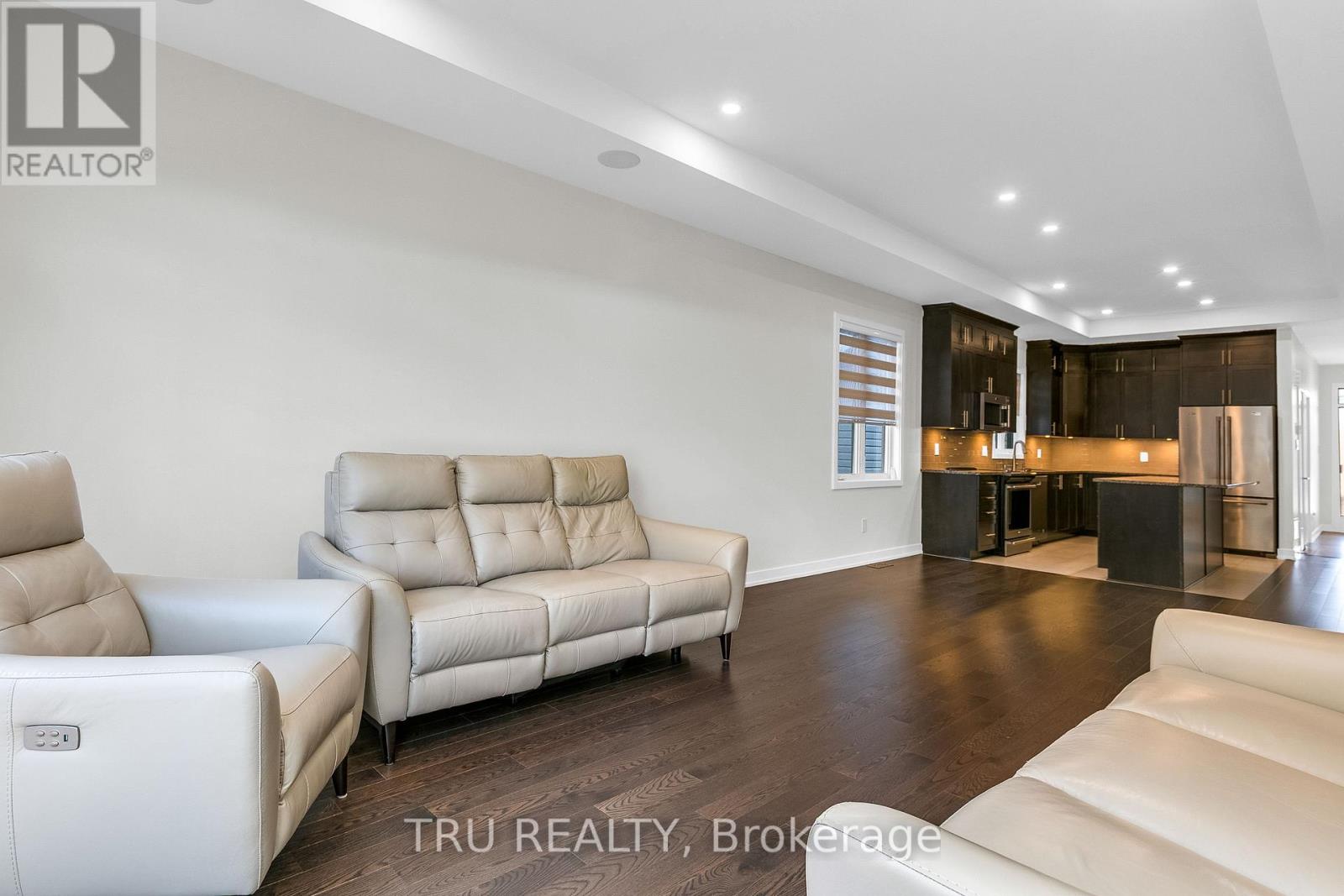 6362 RENAUD ROAD - 13
