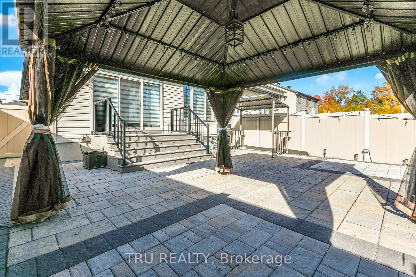 6362 Renaud Road — photo 33
