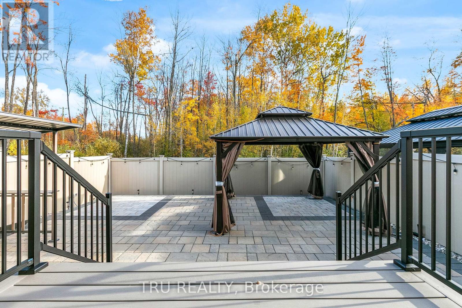 6362 Renaud Road — photo 34