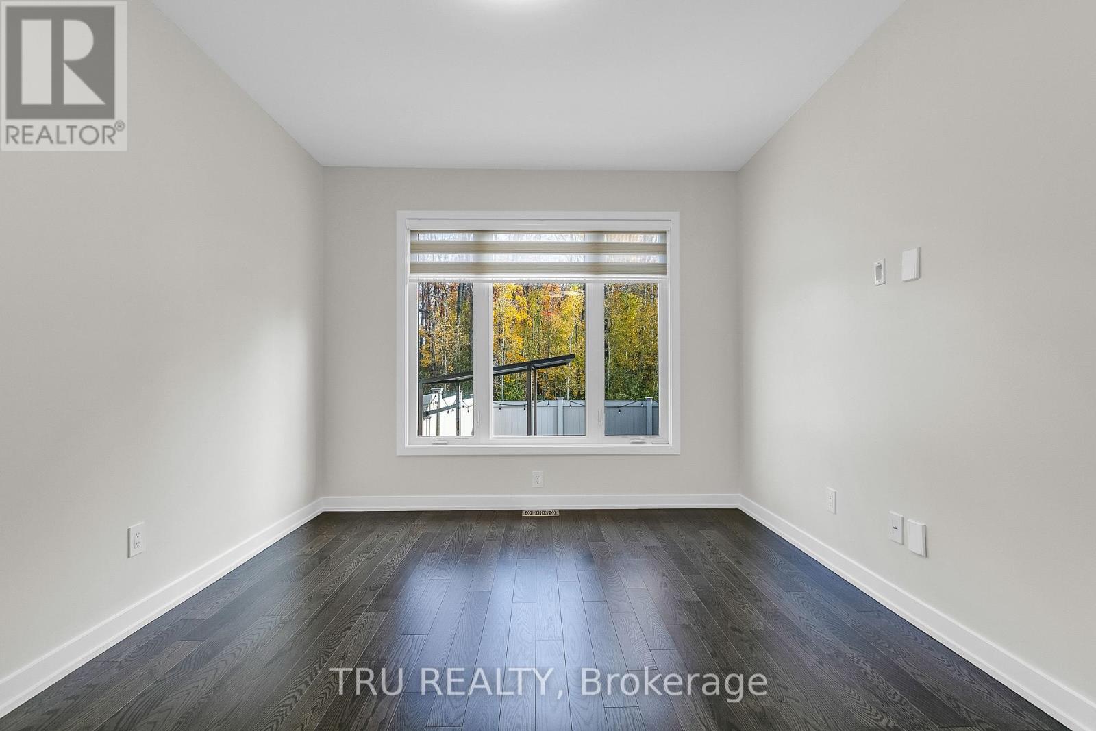6362 RENAUD ROAD - 8