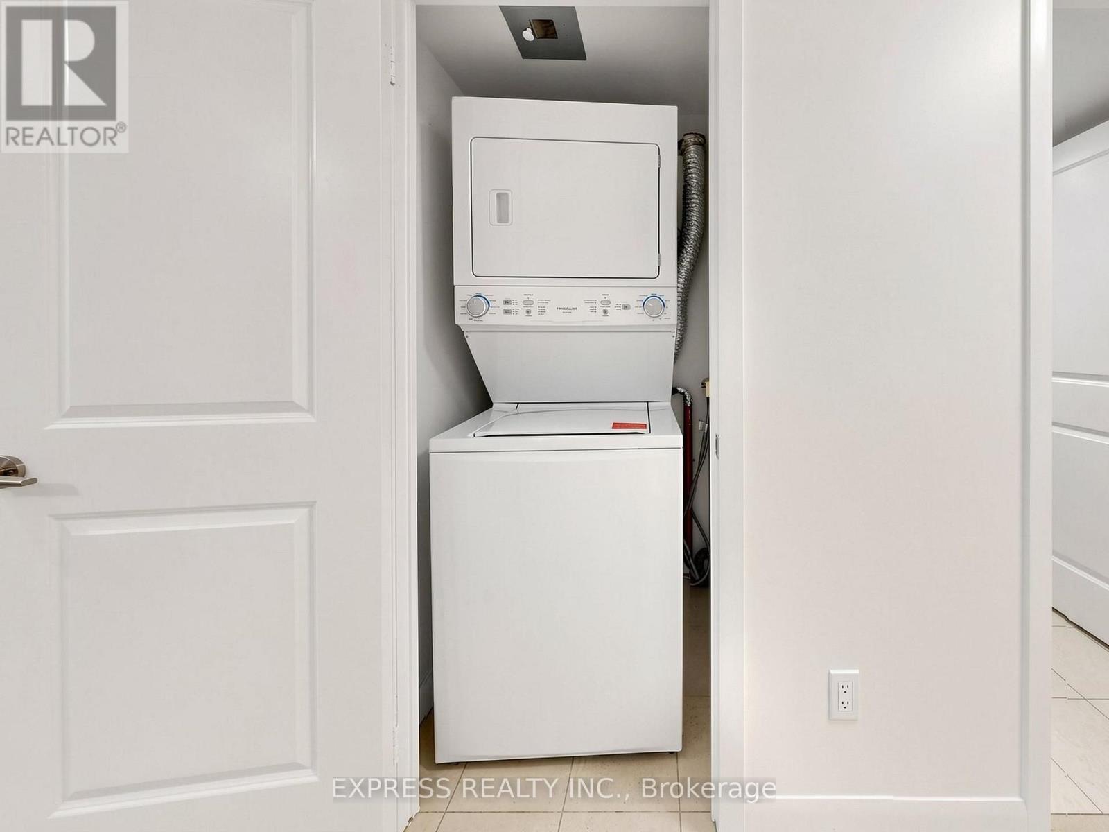 1007- 4968 Yonge Street, Toronto, ON photo 32