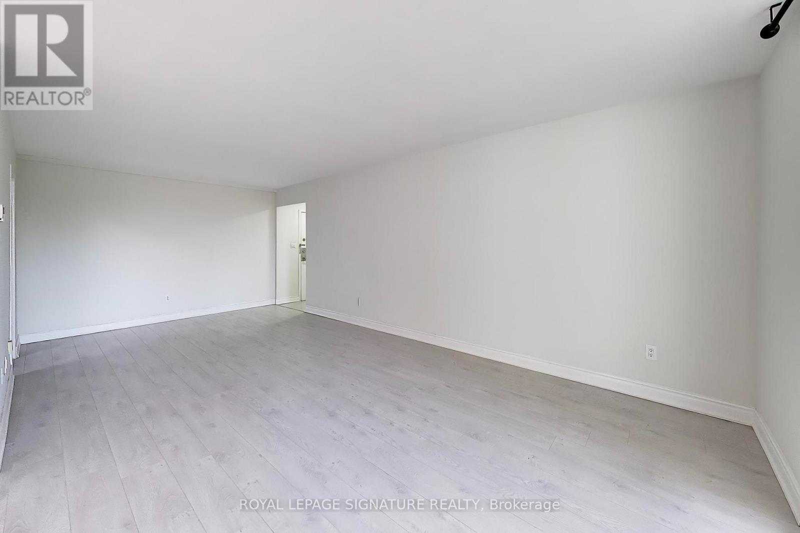 408- 1 Massey Square, Toronto, ON photo 15