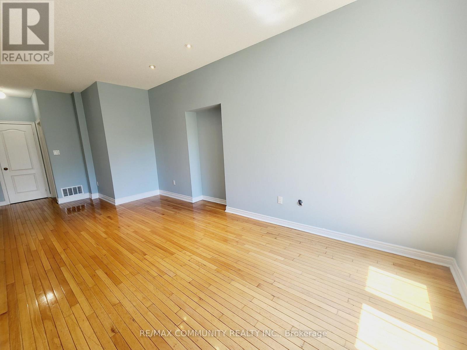 61 Chartway Boulevard — photo 13