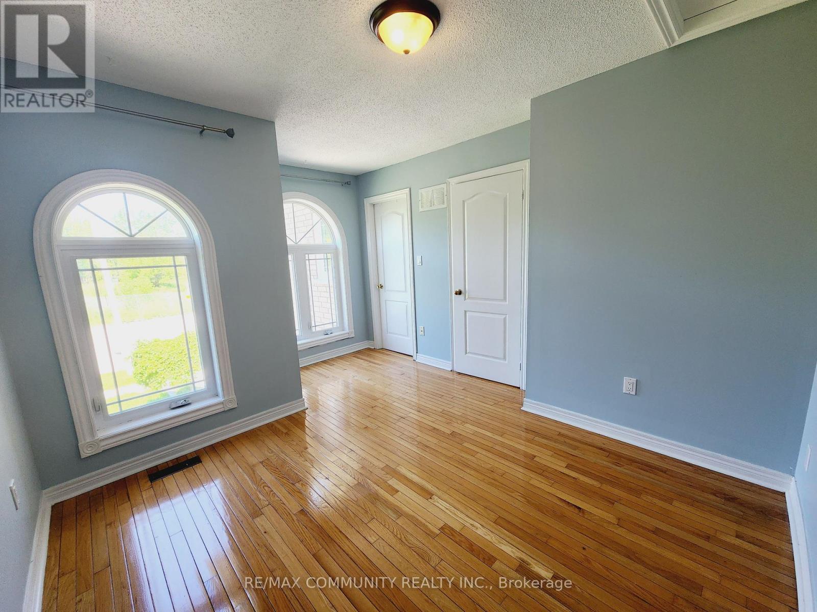61 Chartway Boulevard — photo 24