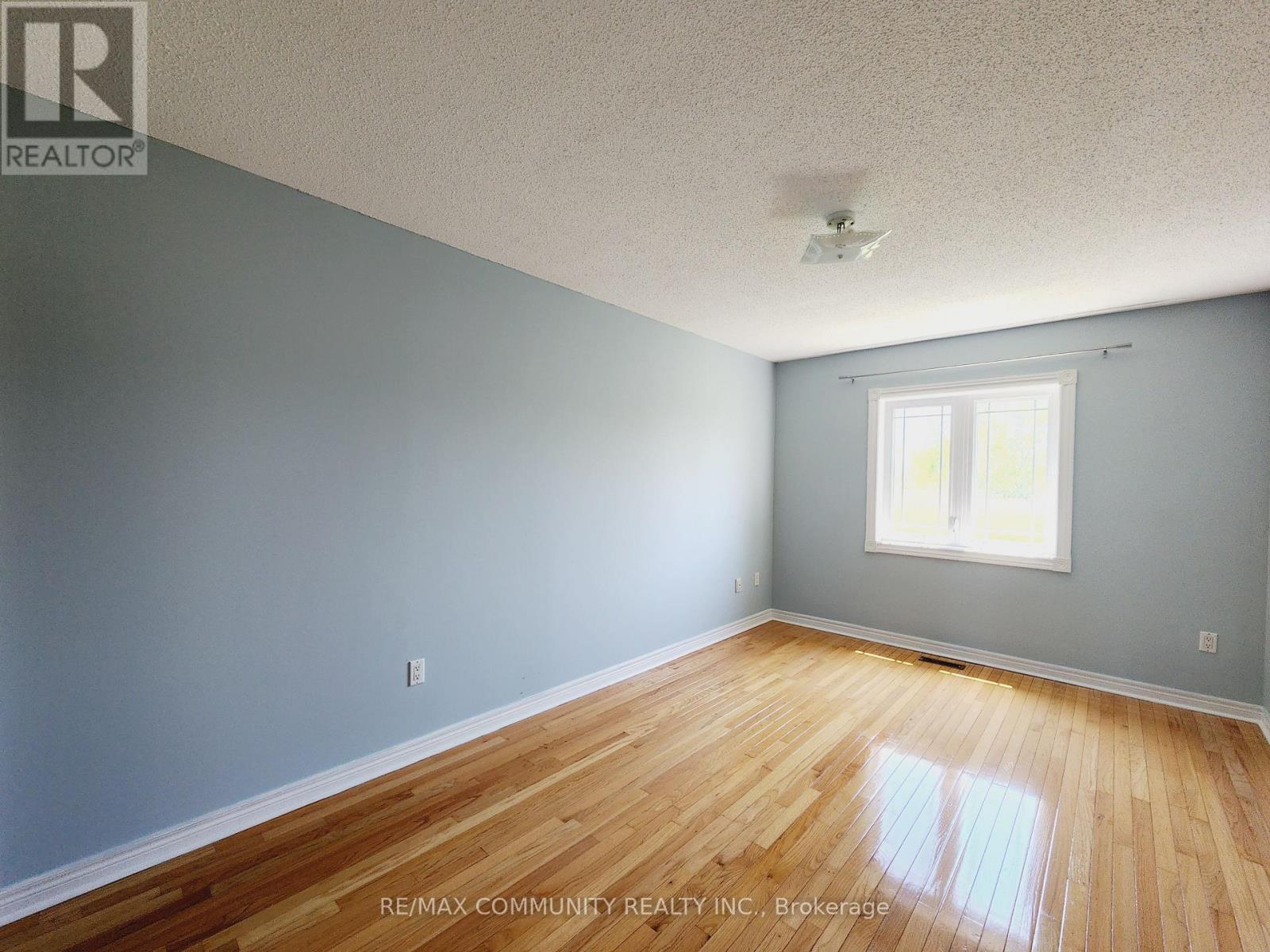 61 Chartway Boulevard — photo 25