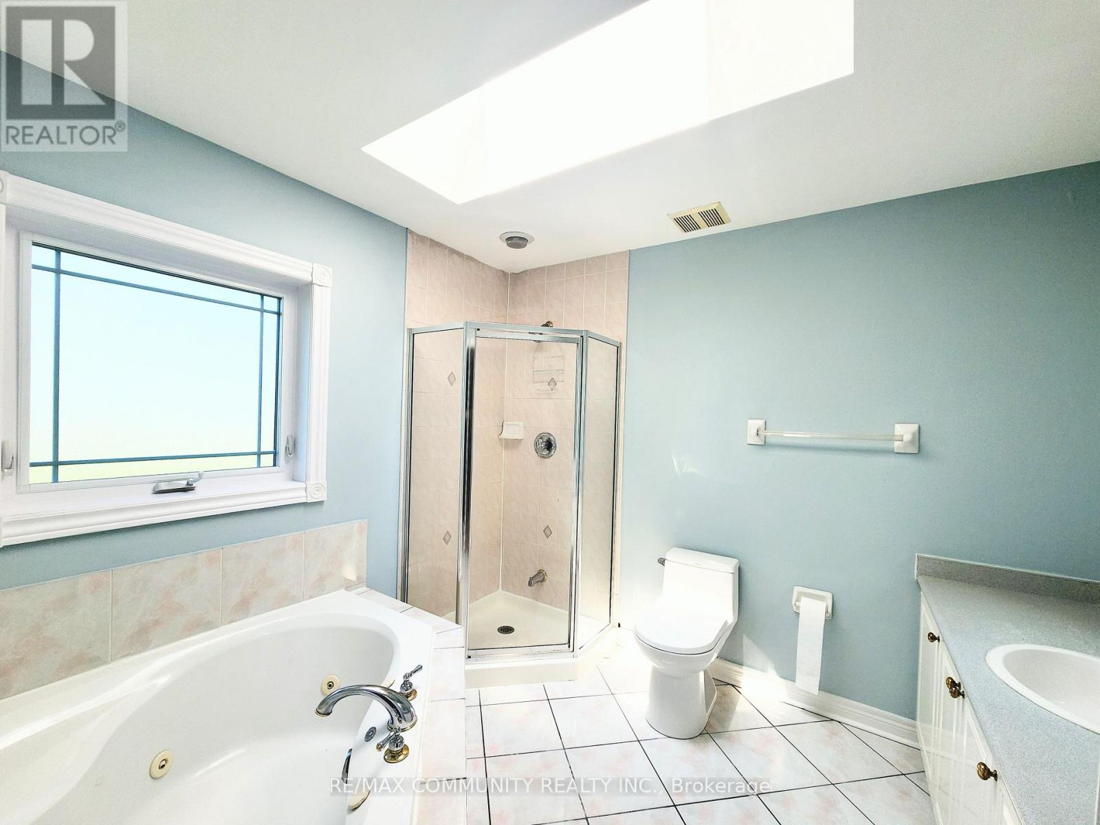 61 Chartway Boulevard — photo 27