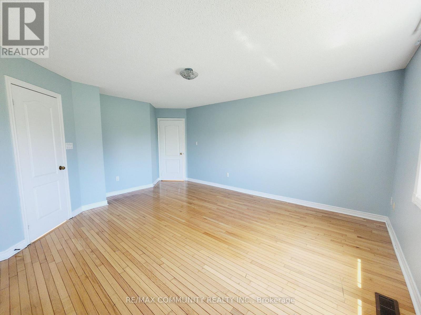 61 Chartway Boulevard — photo 30