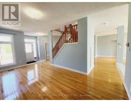 Bedroom 2 - Main - 61 Chartway Boulevard, Toronto, ON M1C5J1 Photo 7