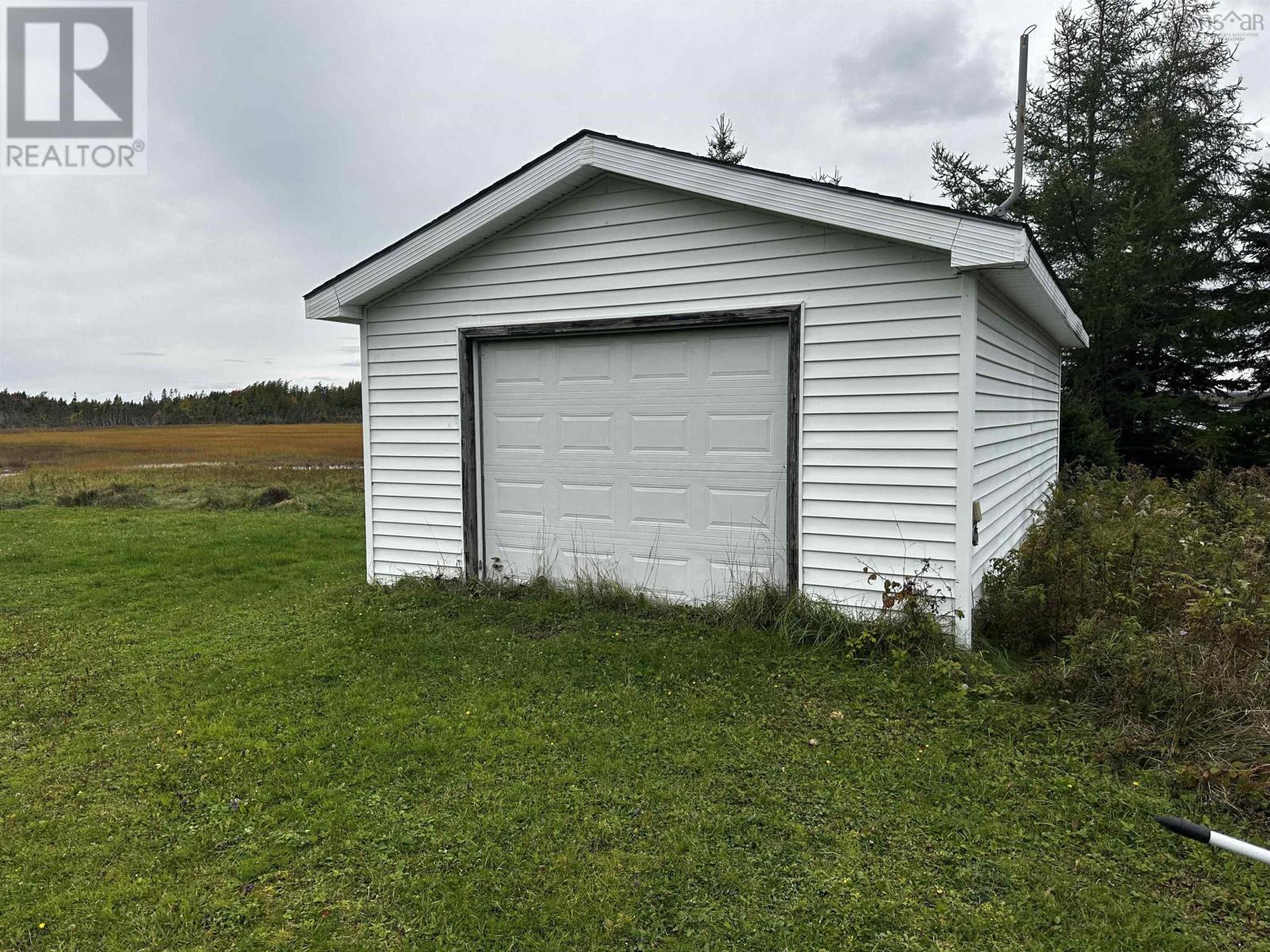 2099 Highway 320 - 25