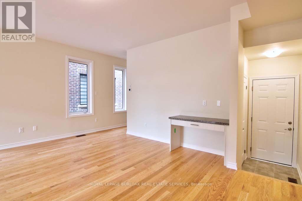 1388 NATIONAL COMMON, Burlington (Tyandaga) — photo 8