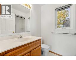 196 River Rock Crescent Se, Calgary, AB T2C4J1 Photo 33