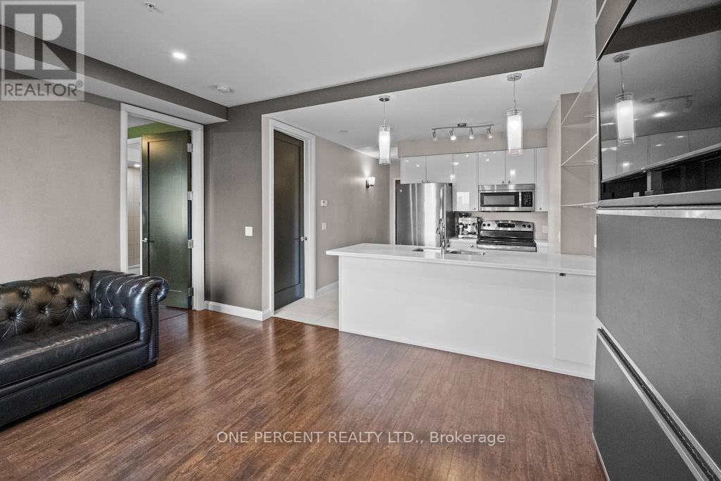 401- 112 King Street East, Hamilton, ON photo 5