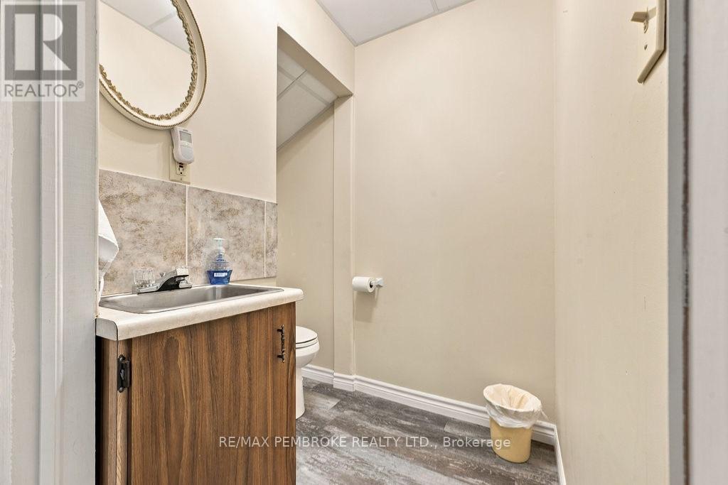 182 Market Street — photo 34