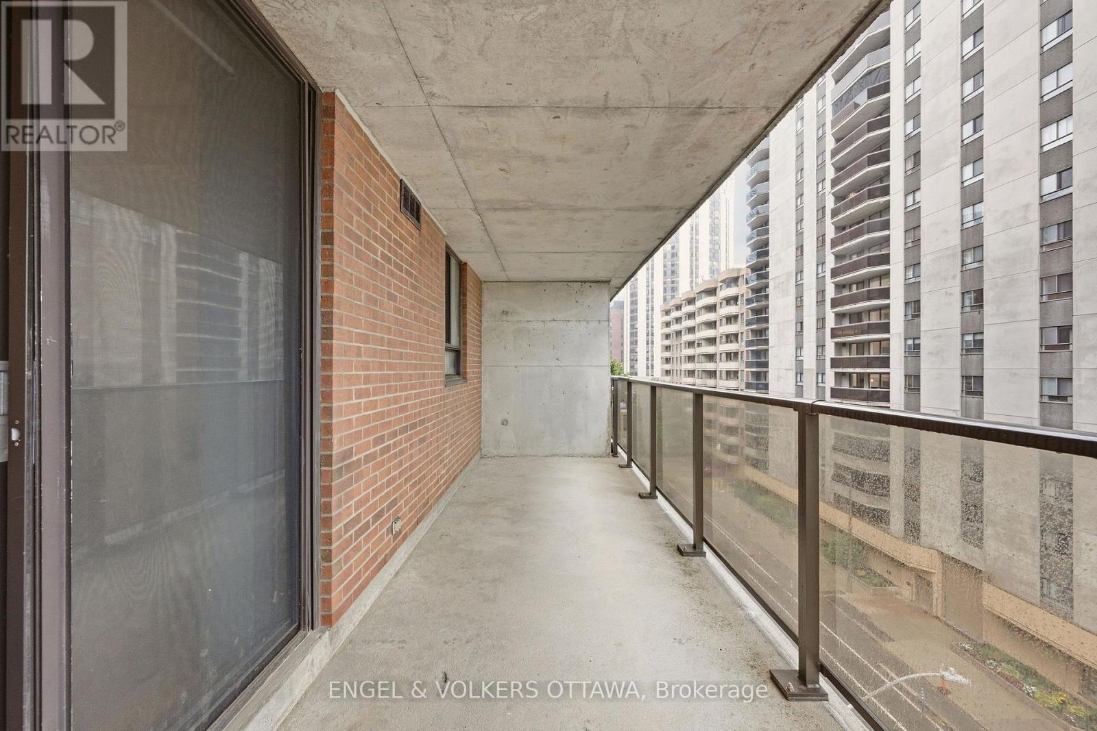 #606 475 LAURIER AVENUE W - 25