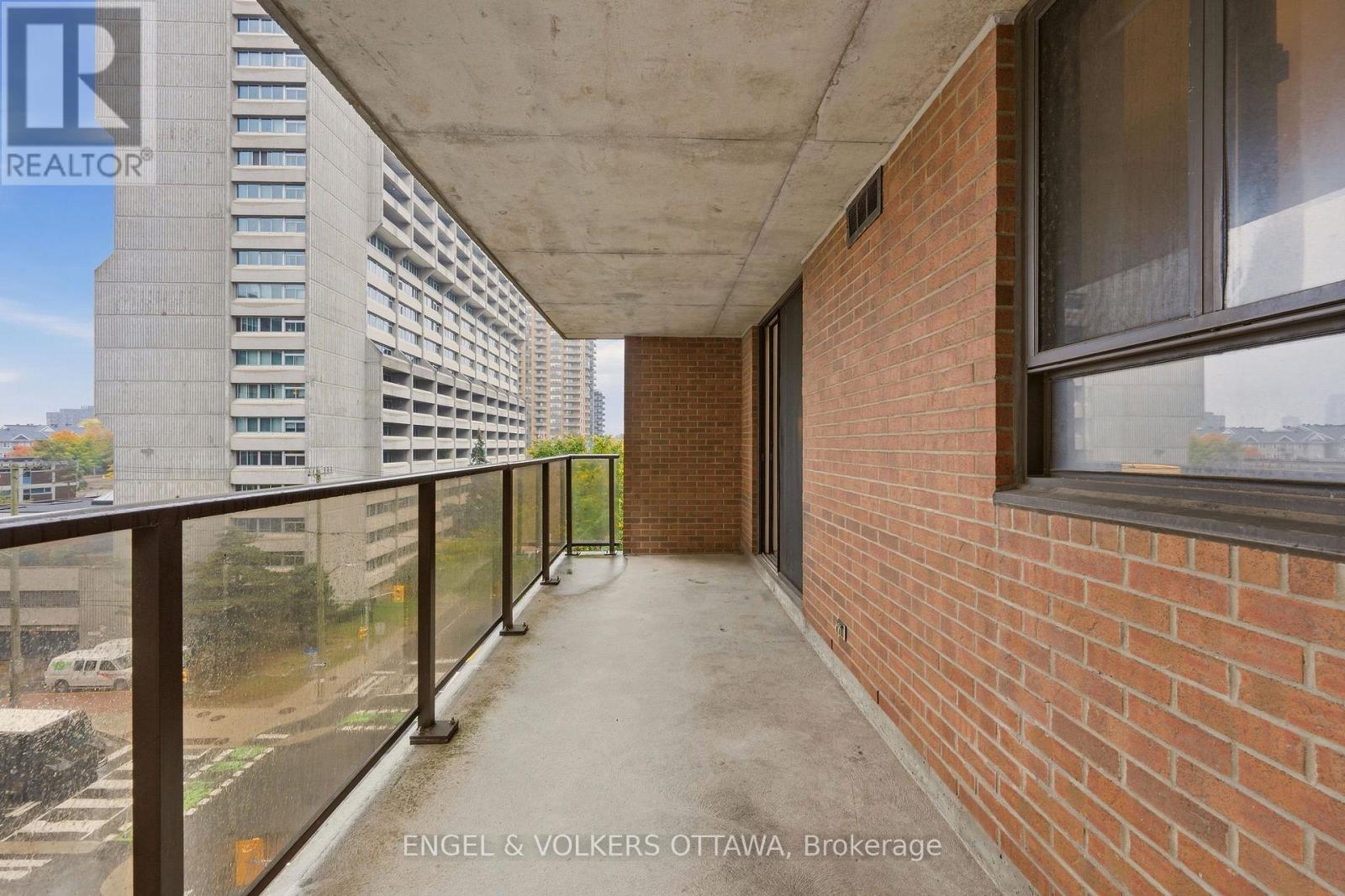 475 Laurier Avenue West — photo 26